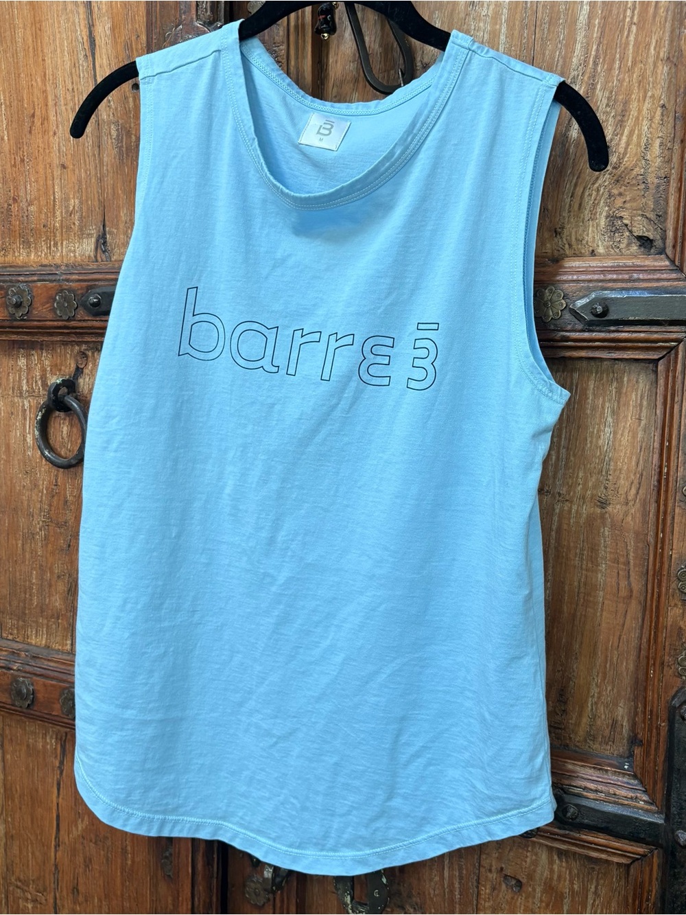 Barre 3 Light Blue Signature Muscle Tank
Top.- Size M.- 100% Pima Cotton